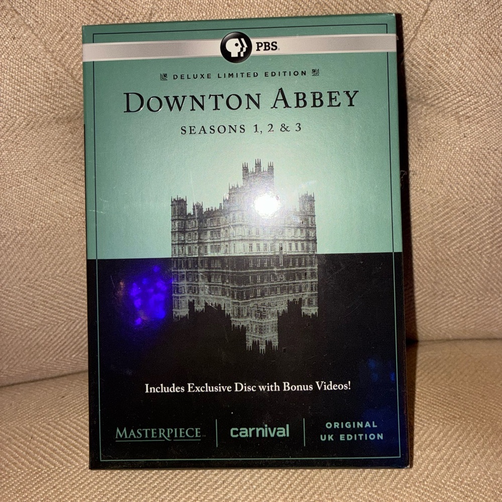 NIB Downton Abbey Seasons 1-3 Deluxe Limited Edition